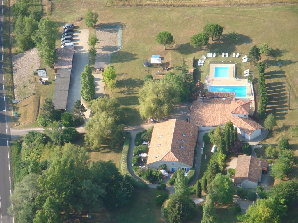 La Grange Du Cheval Blanc Villa Villeneuve-sur-Lot Rum bild